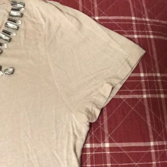 🌻H&M Soft blush pink T-shirt with beads - Picture 7 of 8